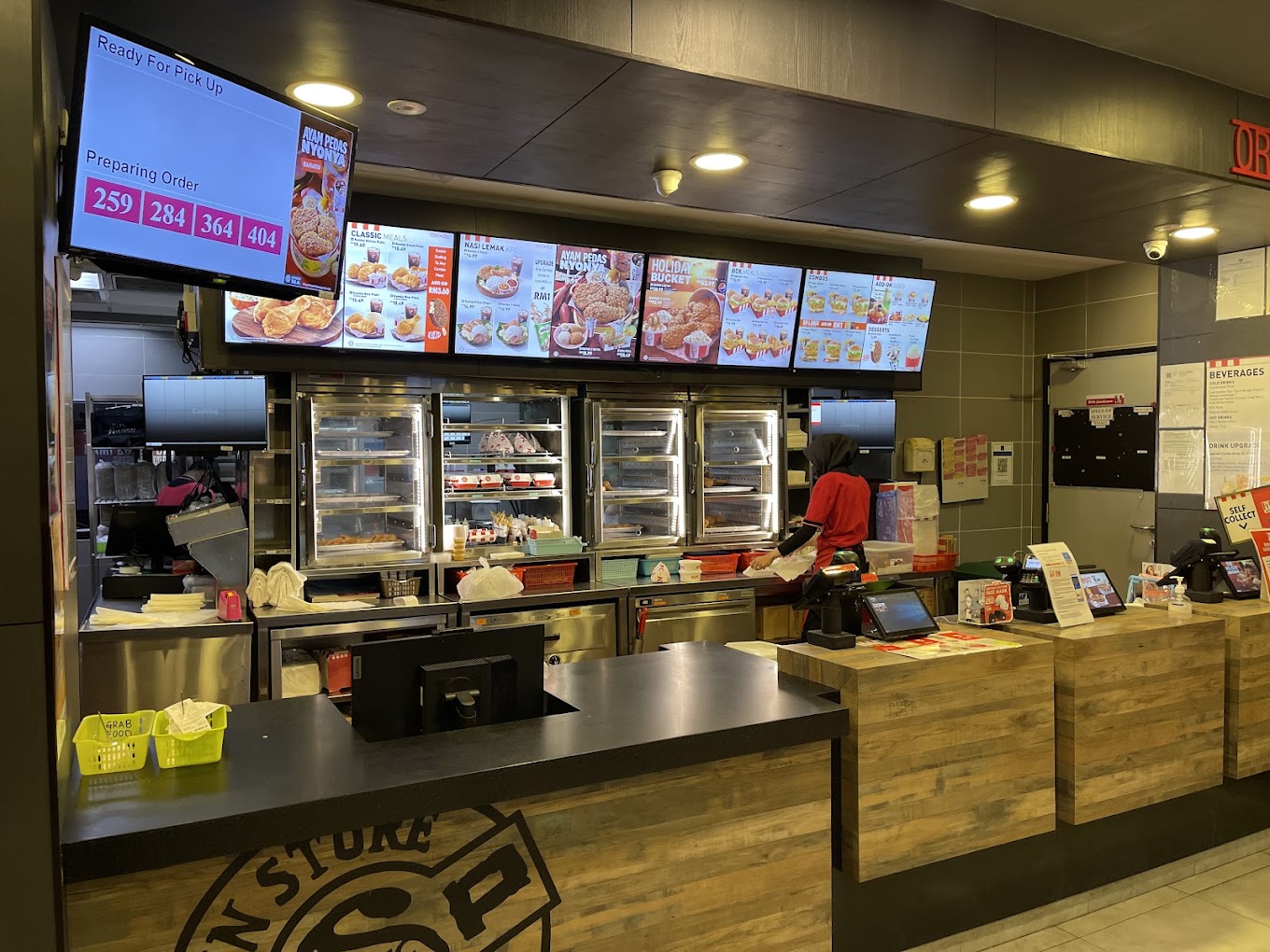 KFC Petronas Seberang Jaya DT — Environment, Perai, Pulau Pinang