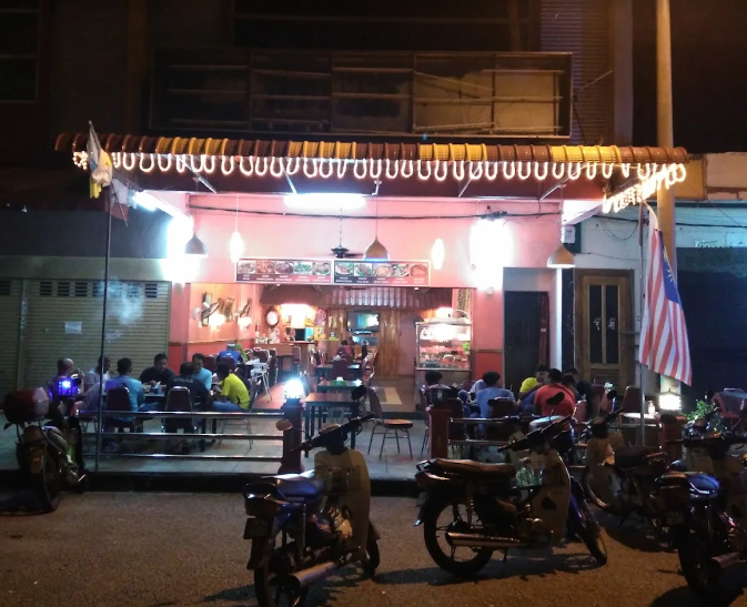 ALEESYAA STATION RESTAURANT — Environment, Kepala Batas, Pulau Pinang
