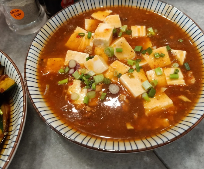 Wu Ji Restaurant/ 伍季砂锅黄焖鸡 — Food, Butterworth, Pulau Pinang