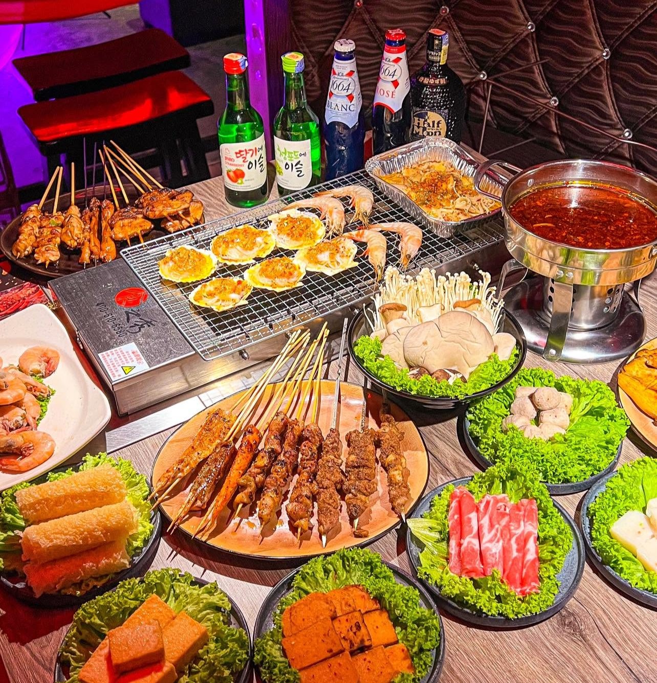 红楼梦 Red Mansion 音乐烧吧 — Food, Bukit Mertajam, Pulau Pinang