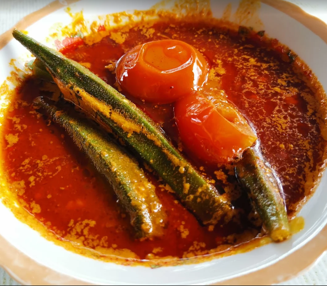 Gerai Makan Ikan Bawal Kak Mah & Abg Din — Food, Bukit Mertajam, Pulau Pinang