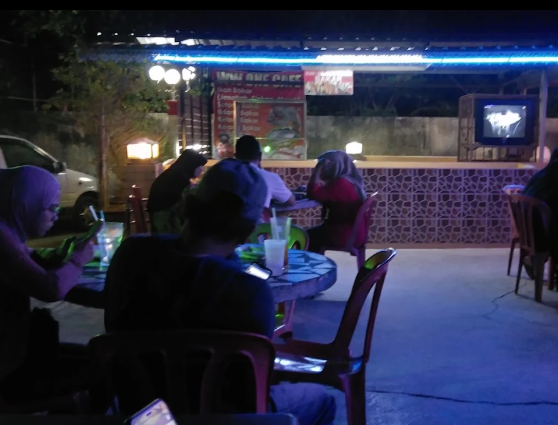 Wan Tomyam Cafe — Environment, Kepala Batas, Pulau Pinang