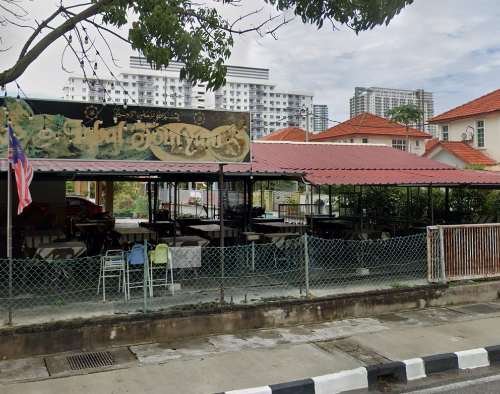 Iqbal Tomyam — Environment, Bayan Lepas, Pulau Pinang