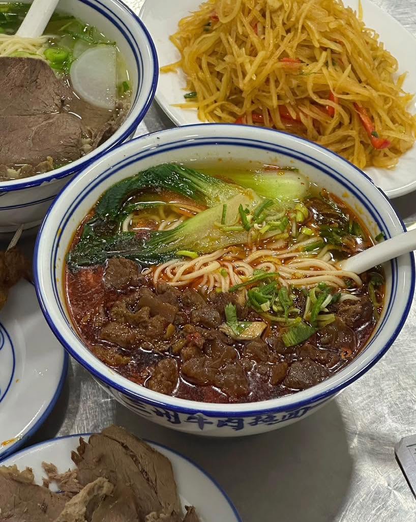 Yimulan Mee Tarik China Muslim ( Ivory Plaza ) — Food, Gelugor, Pulau Pinang