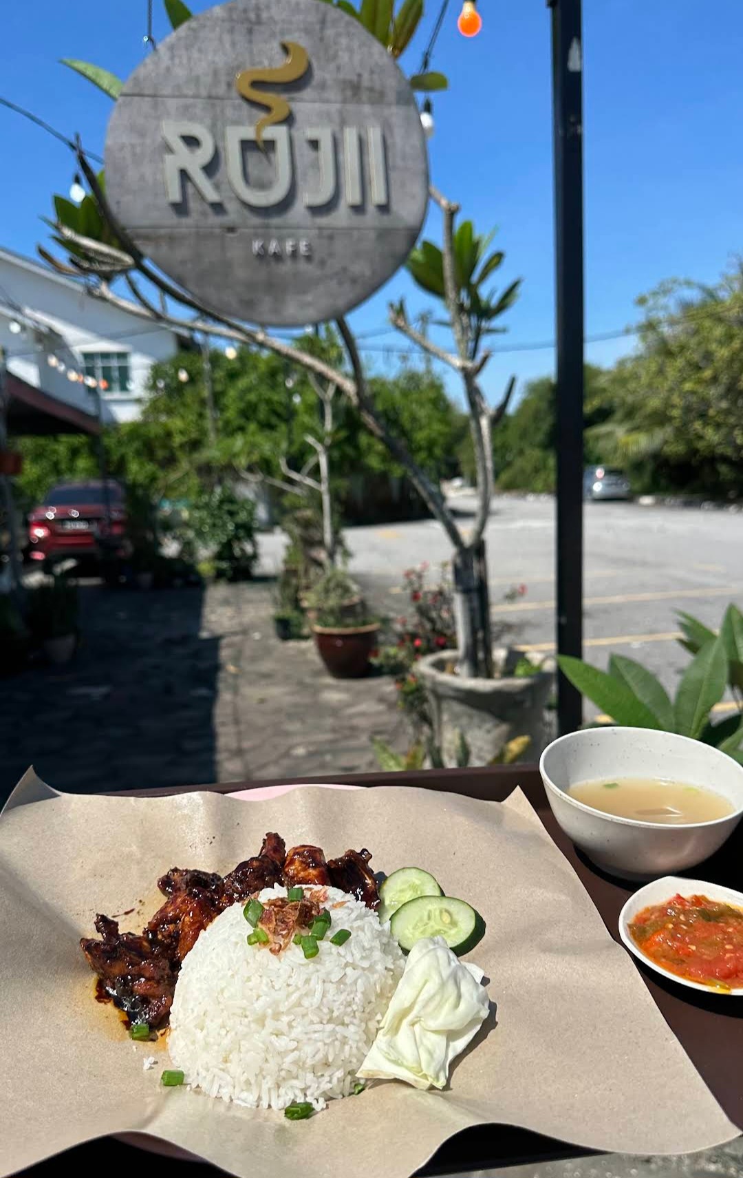 Happy Hour — 5% OFF