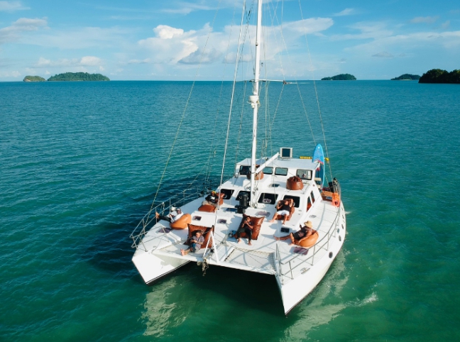 FREE 10 Pax — Private Charter